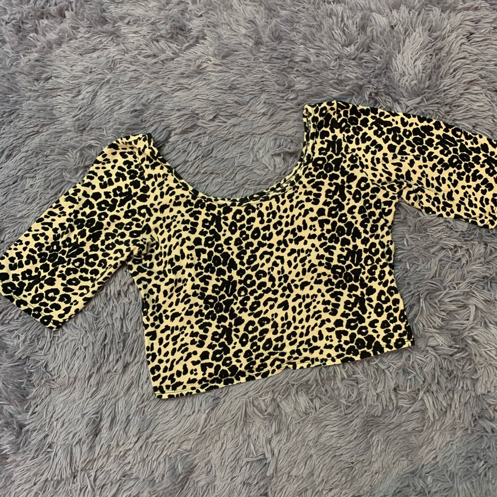Cream leopard crop top